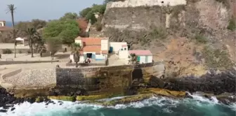 (DRONE) Atlas Okyanusu kıyısındaki cami: Goree