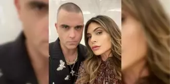 Robbie Williams eşi Ayda Field ile Bodrum'a geldi