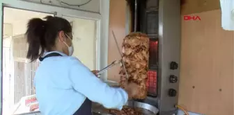 MARDİN'İN TEK KADIN DÖNER USTASI AİLEME KATKI OLSUN DİYE TEZGAH BAŞINA GEÇTİM