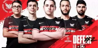 Gambit karşısında mağlup olan SuperMassive Blaze Playoff'ları ikinci tamamladı