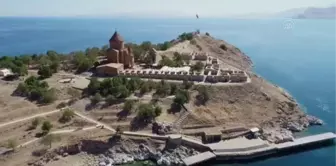 (DRONE) Akdamar Adası'nda 9. ayin başlıyor