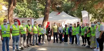 Kırklareli'nde 'Vefa Sosyal Destek Grubu' gönüllüleri Türk Kızılaya kan bağışında bulundu