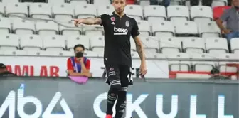 Beşiktaş kabusu yaşıyor! Mehmet Topal ve Necip Uysal, Antalyaspor maçında sakatlandı