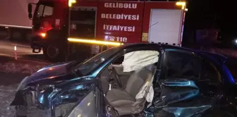 Son dakika haberi: Çanakkale'de 2 otomobilin çarpıştığı kazada 4 kişi yaralandı