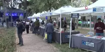 Kadıköy Çizgi Festivali ziyaretçilerine kapılarını açtı