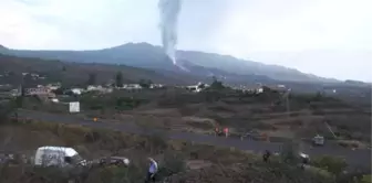 Kanarya Adaları'nda Cumbre Vieja yanardağından çıkan lavlar denize yaklaştı