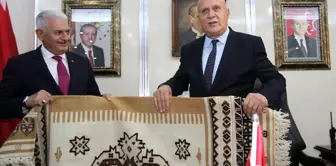 Binali Yıldırım'dan Başkan Pekmezci'ye ziyaret