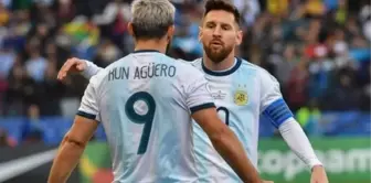 Sergio Agüero, Messi'ye kafa dağıtması için espor takımını anlatmış