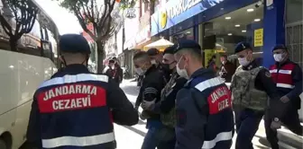 Katil zanlısının soğukkanlılığı ürküttü: Cinayetten sonra duş alıp cesedi banyoya taşıdım