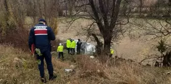 Yozgat'ta cenaze aracı devrildi: 1 ölü, 1 yaralı