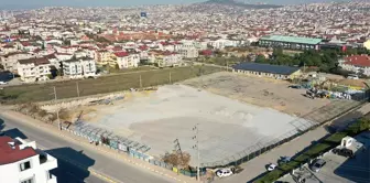 Darıca Nene Hatun Stadında batı tribününün montajına başlandı