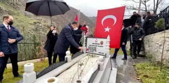 Şehit Öğretmen Necmettin Yılmaz kabri başında anıldı