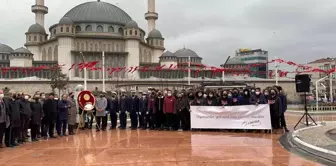 Taksim Cumhuriyet Anıtı'na Öğretmenler Günü kapsamında çelenk bırakıldı