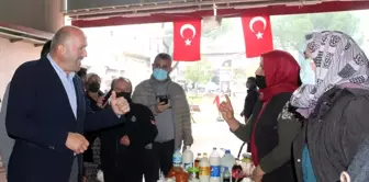 Başkan Ertürk pazar yeri ziyaretlerini sürdürüyor