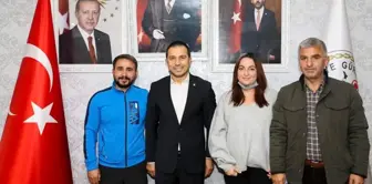 Güreş Antrenörlerinden Eroğluna hayırlı olsun ziyareti