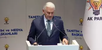 Binali Yıldırım: 'Bu kadar milyonlarca üyesi olan bir partinin herhangi bir konu hakkında paylaşımlarının milyonlarla ifade edilir hale gelmesi lazım'