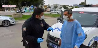 Bıçaklanan yaralı hastaneden kaçtı, hasta önlüğüyle yakalandı