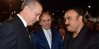 Bülent Serttaş, şarkısıyla Cumhurbaşkanı Erdoğan'ı ağlattığı anları anlattı: 'Beni en zayıf noktamdan yakaladın' dedi