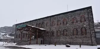 Osmanlı-Rus Savaşı'nın tanığı Kars Beylerbeyi Sarayı restorasyonla eski ihtişamına kavuştu