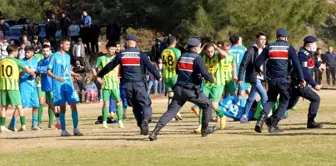 Fethiye'de amatör ligdeki futbol maçında kavga