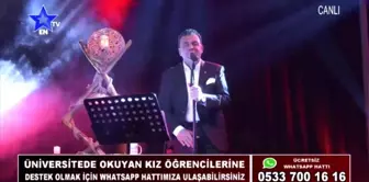 Başkan Demir, kız öğrenciler için sahnedeydi