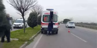 Tıra çarpan otomobildeki 2 kişi yaralandı