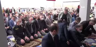 Gölcük Yeni Sanayi Camii ibadete açıldı