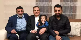 Vali Akbıyık, şehit ailesinin evinde iftarını açtı