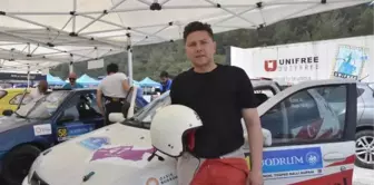 Yardımsever komiser Bodrum'da rallide yarıştı