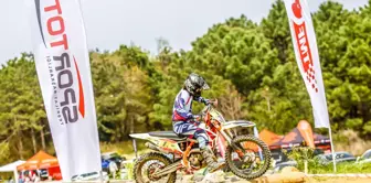 Türkiye Süper Enduro Şampiyonası'nın ilk ayağını Deniz Memnun kazandı