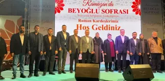 Beyoğlu'nda Roman vatandaşlar iftar sofrasında bir araya geldi