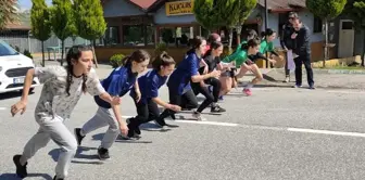 Gölcük'te gençler 23 Nisan için koştu