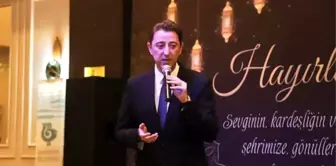 Bandırma Belediye Başkanı Tolga Tosun, Belediye personellerine iftar yemeği verdi