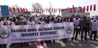 Emekliler, Bayram İkramiyesine Zam Yapılmamasını Kadıköy'de Protesto Etti: 'Bakan Fanusta mı Yaşıyor? Bu Siyasi İntihardır'