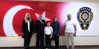 Müdür Berksoy koltuğunu çocuklara devretti