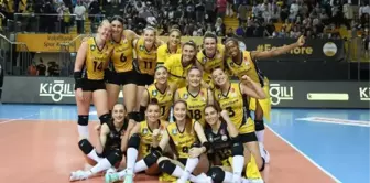 VakıfBank, Misli.com Sultanlar Ligi'nde finalde