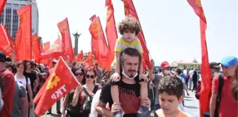 İzmir'de 1 Mayıs coşkusu (2)