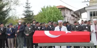 Ankara'da vefat eden Kore Gazisi Ömer Koçer, Çankırı'da toprağa verildi