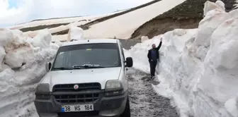 Bitlis'te kar esareti devam ediyor