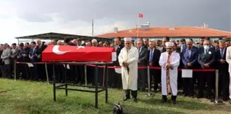 Muhsin Yazıcıoğlu'nun yakın korumalığını da yapan polis memuru son yolculuğuna uğurlandı