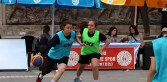 Basketbolda Kayserili Baba-kız şampiyon oldu