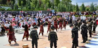 Uluslararası Bahar Çocuk Şenliği'ne büyük ilgi