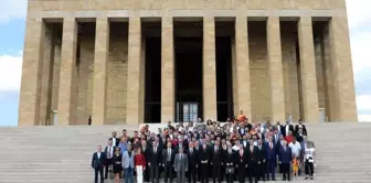 Dursun Özbek, kurullarıyla birlikte Anıtkabir'i ziyaret etti