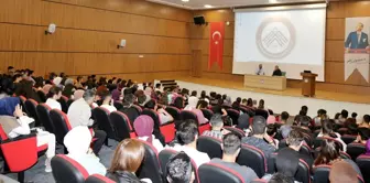 ÇAKÜ'de iş dünyasının deneyimleri öğrencilere aktarıldı