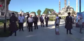 Edirne'deki Selimiye Meydanı'nda '15 Temmuz fotoğrafları' sergisi açıldı