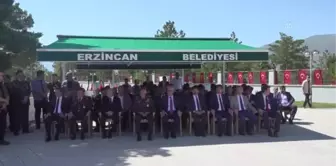 Son dakika haberi... 15 Temmuz şehitleri mezarları başında anıldı