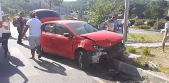 Fethiye'de otomobiller çarpıştı 4 kişi yaralandı