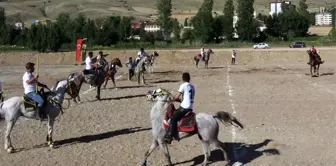 Muş haberi! Cirit takımları bu kez Dede Korkut Şölenleri için at bindi