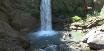 Doğa tutkunlarının yeni gözdesi 'Karaçay Şelalesi'