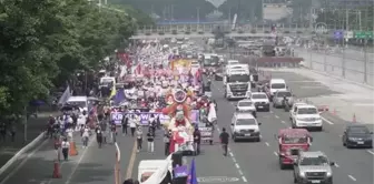 Filipinler Devlet Başkanı Marcos Jr, 'Ulusun Durumu Konuşması' sırasında protesto edildi